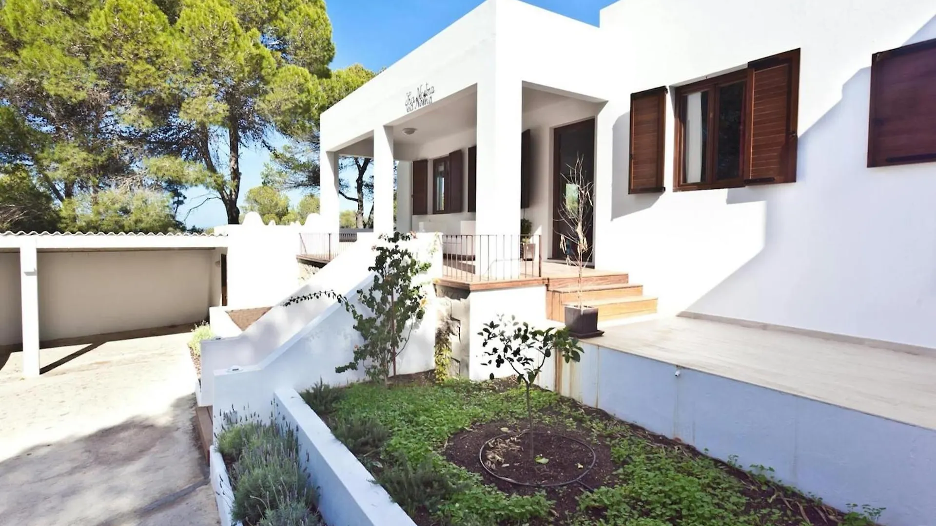 Beachfront Villa With Saltwater Pool San José Espanha